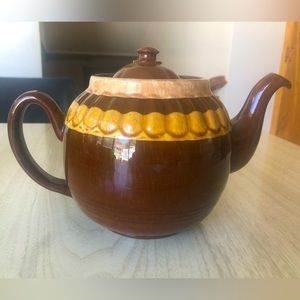 Vintage Brown Betty tea pot